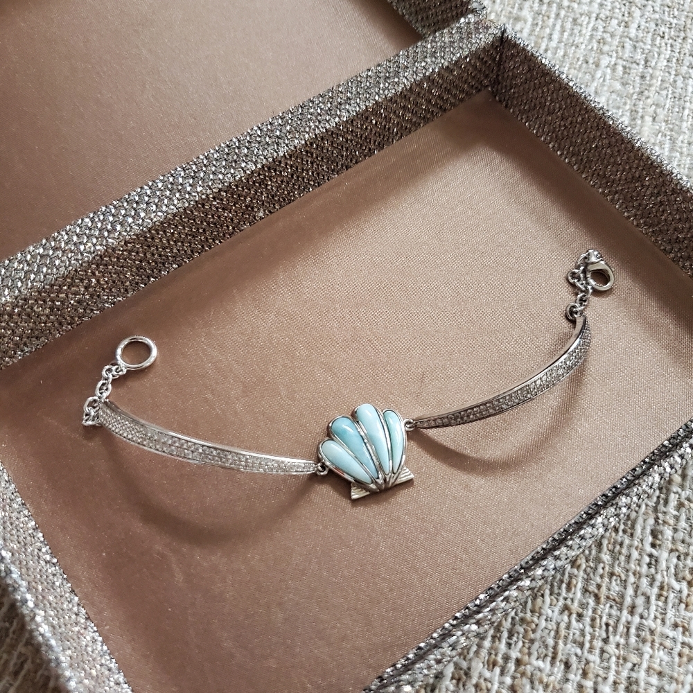 Alamea Sunrise Scallop Shell Larimar Sterling Silver Bracelet - Picture 3 of 11